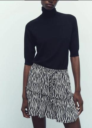 Юбка-шорты zara. размер с-м. состав вискоза.