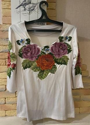 Вишиванка ручної роботи