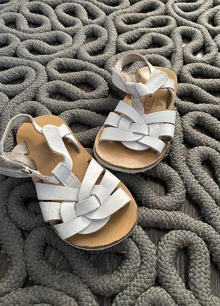 Шкіряні сандалі босоніжки andre іспанія