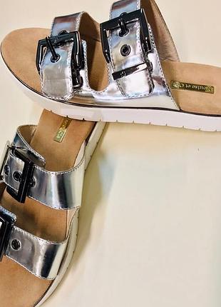 Шлепанцы кожаные