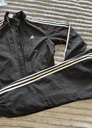 Спортивний костюм adidas