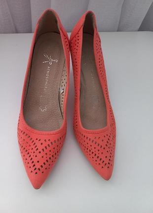 Женские  туфли