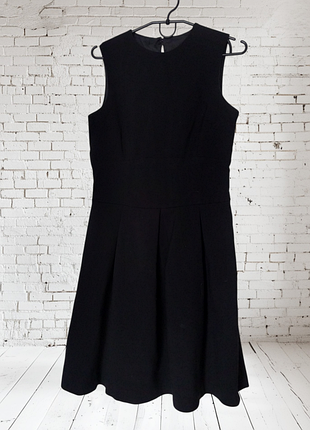 Черное платье