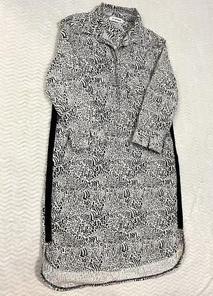 Сукня in shape жіноча до коліна чорно-біле тваринний принт s m