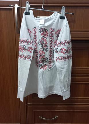 Вишиванка для дівчинки