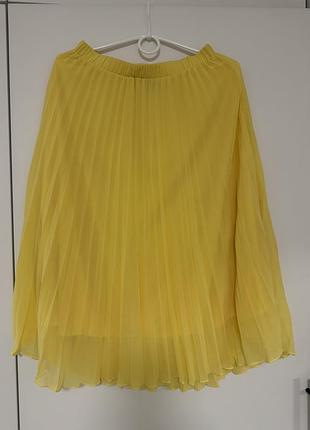 Жовта шифонова спідниця пліссе