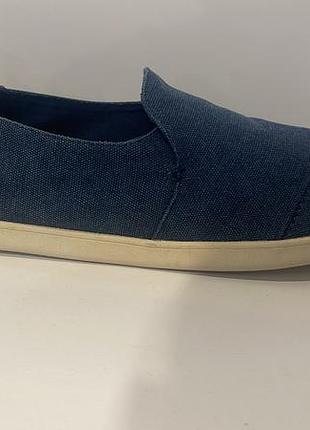 Toms мокасини