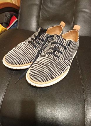 Кросівки жіночі clarks