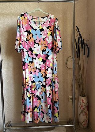 Платье на 14