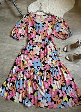 Платье на 14