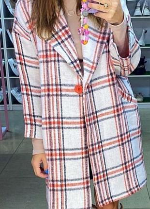 Пальто жіноче з натуральної вовни