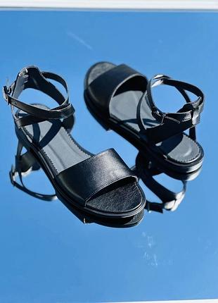 Босоніжки натур шкіра / замш / лак чорні під замовлення 36-44р всі кольори