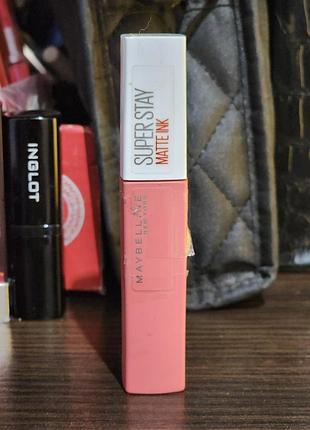 Стійка рідка помада від maybelline