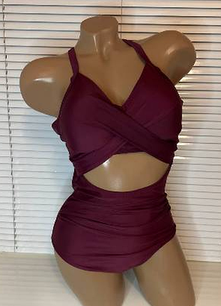 Цельный купальник драпировка , переплеты  556мо