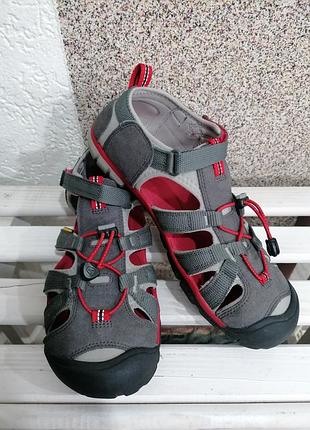 Босоніжки keen