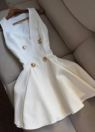 Сукня жіноча