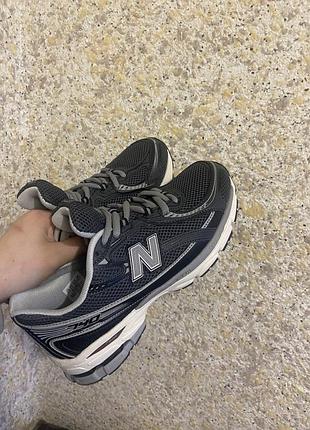 New balance 740 нові, 39 розміру.   не підійшов розмір,додаткові фото скину , відправка нова пошта.