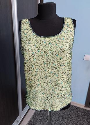 Топ з бісером