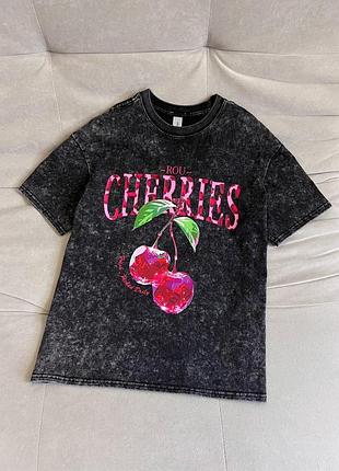 Нова оверсайз футболка з принтом3 фото