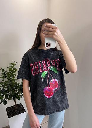 Нова оверсайз футболка з принтом