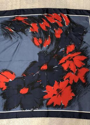 Bally шовкова хустка