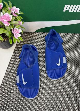 Оригінальні босоніжки на липучці nike