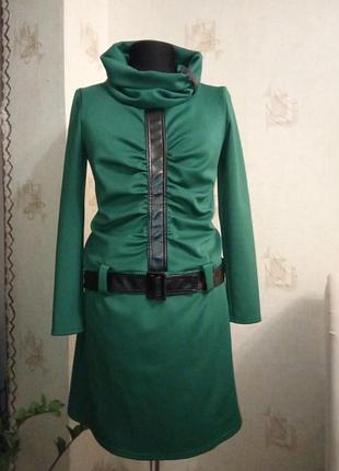 Стройнящее моделює теплу сукню, дайвінг, хомут