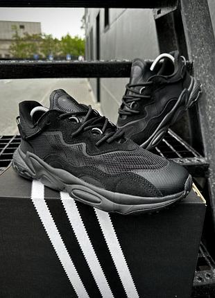 Кроссовки adidas