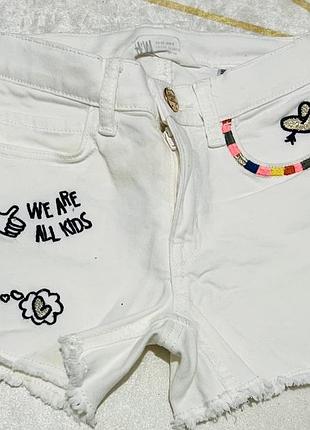 Джинсові шорти для дівчинки