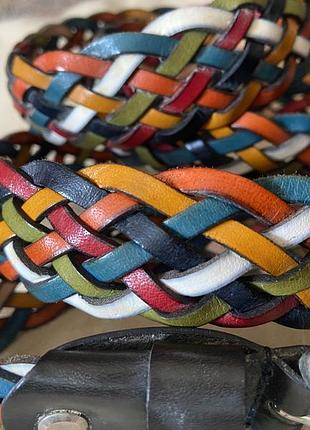 Vera  pelle. яскравий шкіряний ремінець .