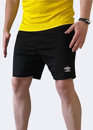 Мужские черные спортивные шорты umbro (l) размер