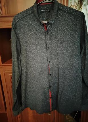 Мужская рубашка фирмы томми филфигер