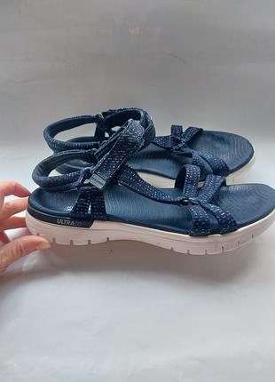 Жіночі. оригінальні босоножки skechers. розмір 38 устілка 25