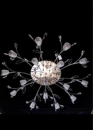 Крупная люстра со светодиодной подсветкой и пультом