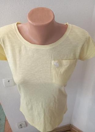 Футболка жіноча s