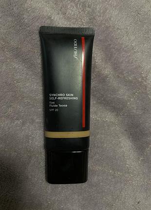 Тональний флюїд shiseido
