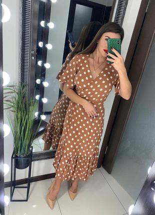 👗классное коричневое платье миди в горох/платье в горошек на запах/платье миди с рюшами👗