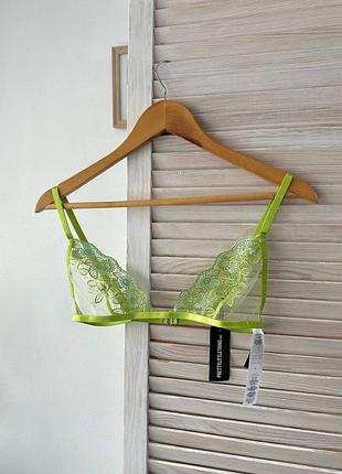 Лиф с кружевом актуальный prettylittlething