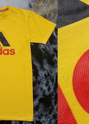 Футболка adidas на літо☀️