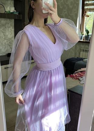 Лавандова сукня