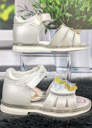 Босоножки детские для девочки tom.m белые кожаные с закрытой пяткой 5753