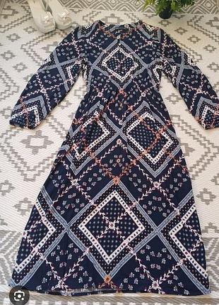 Платье на 12