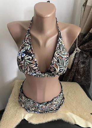 Неймовірний купальник