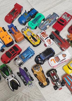 Набор машинок hot wheels 24 шт
