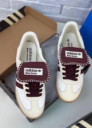 Кроссовки adidas