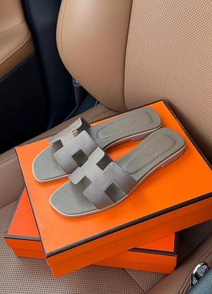 Шлепанцы hermes