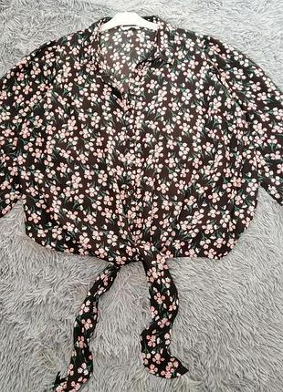 Літня легка блузка квітковий принт із зав'язкою на талії присутній аромат секонду