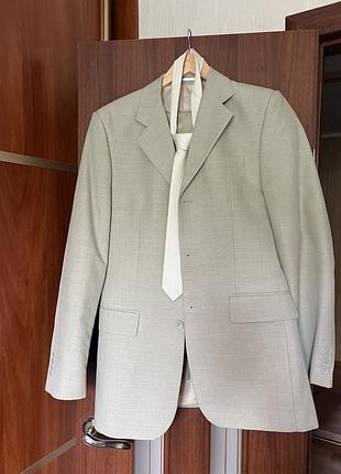 Костюм чоловічий