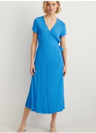 Синее голубое платье на запах