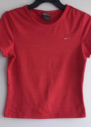 Футболка для фитнеса